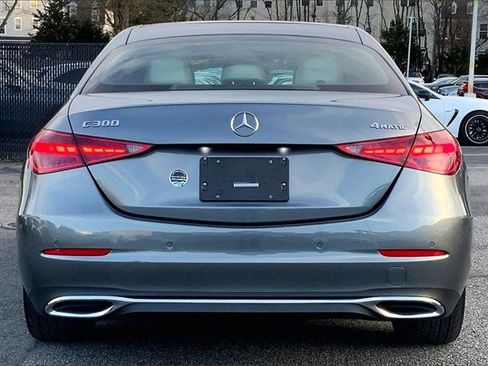 Used 2025 Mercedes-Benz C 300 4MATIC Sedan image 3