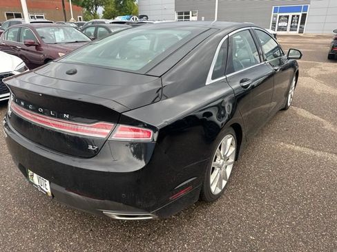 Used 2016 Lincoln MKZ w/ Equipment Group 300A Reserve FWD image 3