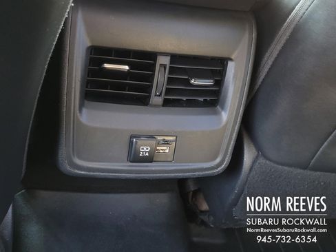 Used 2019 Toyota Avalon XSE image 25