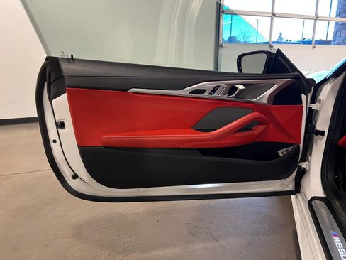 Used 2022 BMW M850i xDrive Coupe w/ Premium Package image 29