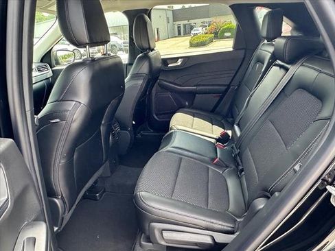 Used 2024 Ford Escape SE image 8