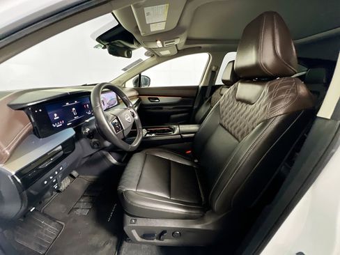 Used 2025 Nissan Murano Platinum w/ Cargo Package image 14