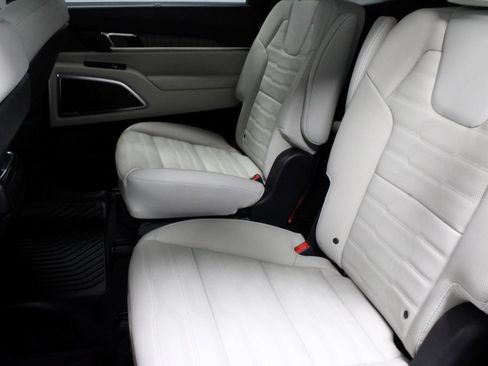 Used 2024 Kia Telluride SX Prestige AWD/4WD image 23