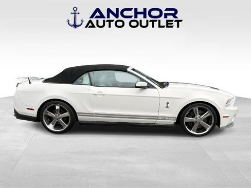 Used 2010 Ford Mustang Shelby GT500 image 9
