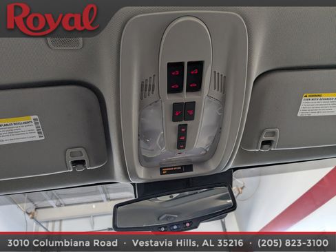 Used 2017 GMC Terrain SLE w/ Technology Package image 23