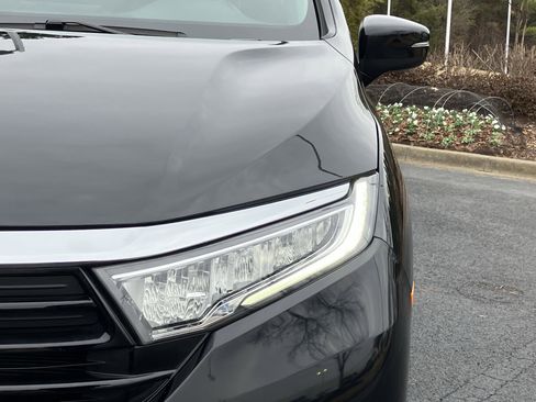 Certified 2024 Honda Odyssey Touring image 5