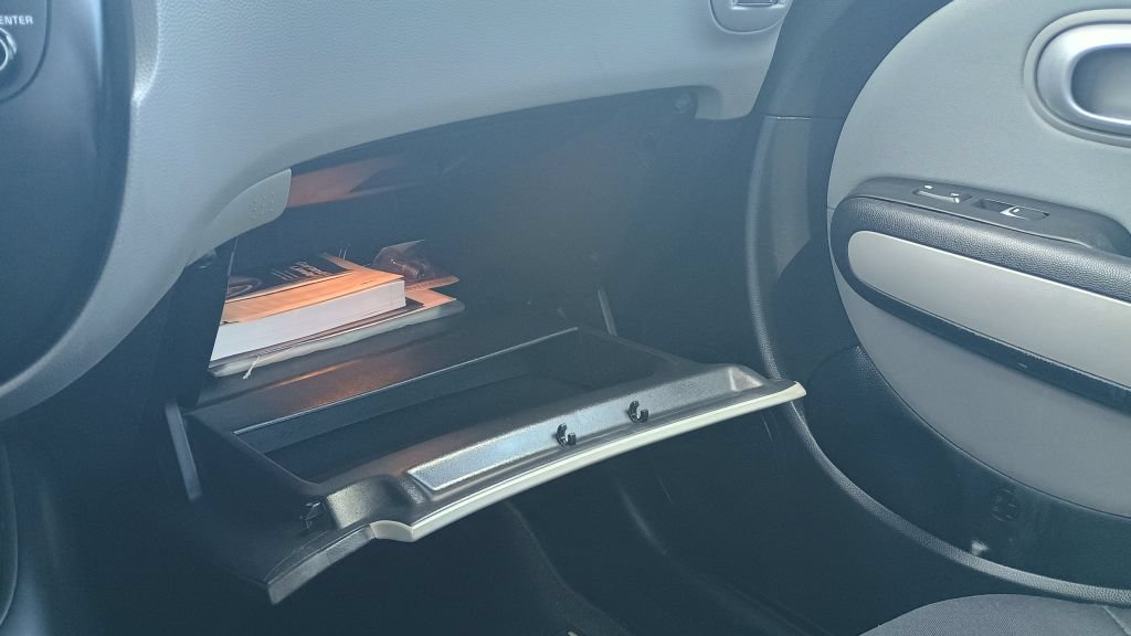 Used 2018 Kia Soul FWD image 19