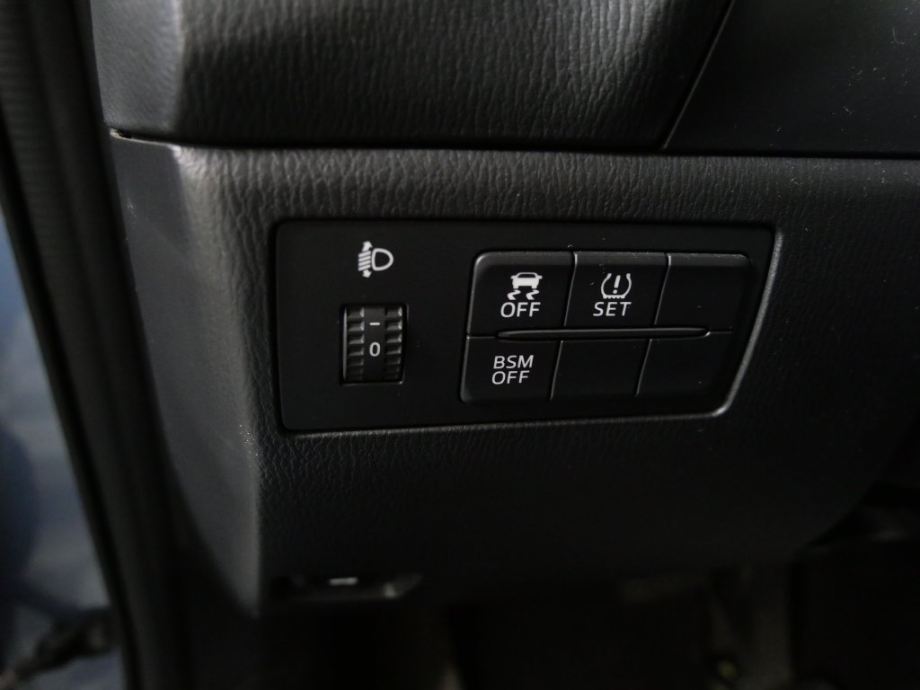 Used 2014 MAZDA MAZDA3 s Touring FWD image 15