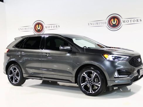 Used 2019 Ford Edge ST w/ Cold Weather Package image 6