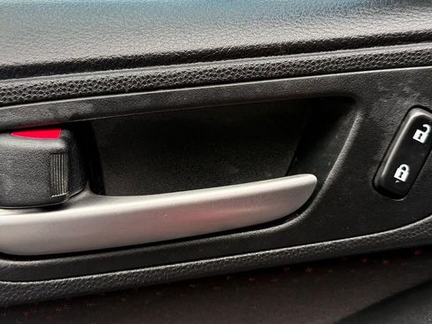 Used 2012 MAZDA MAZDA3 Touring FWD image 21