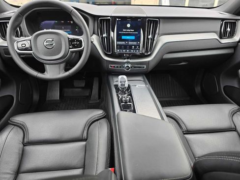 Certified 2024 Volvo XC60 T8 Ultimate w/ Protection Package Premier AWD/4WD image 18