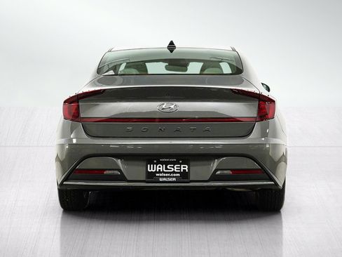 Used 2022 Hyundai Sonata SE w/ Cargo Package FWD image 4