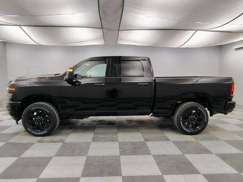 New 2026 RAM 2500 Big Horn AWD/4WD image 7