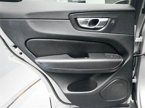 Used 2023 Volvo XC60 B5 Plus w/ Protection Package Premier image 25