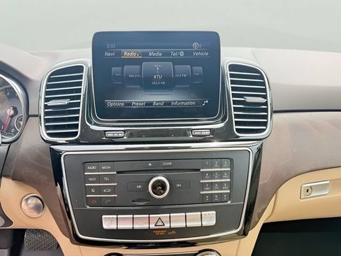 Used 2018 Mercedes-Benz GLE 350 4MATIC image 15