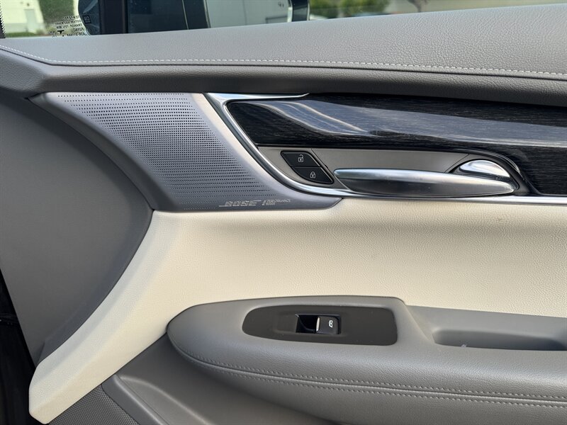Used 2020 Cadillac XT6 Premium Luxury AWD/4WD image 47