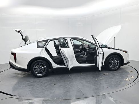 New 2026 Kia K4 LXS image 52