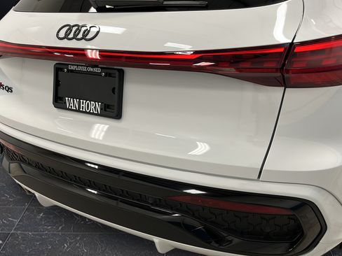 Used 2025 Audi SQ5 Premium Plus AWD/4WD image 37