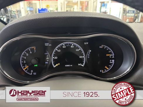 Used 2021 Jeep Grand Cherokee Freedom Edition AWD/4WD image 16