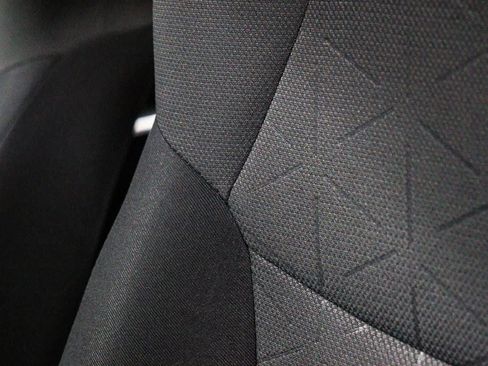 Certified 2020 Toyota RAV4 XLE w/ Convenience Package FWD image 27