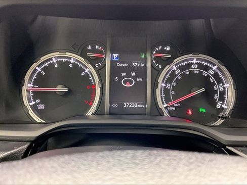 Used 2023 Toyota 4Runner Limited image 23