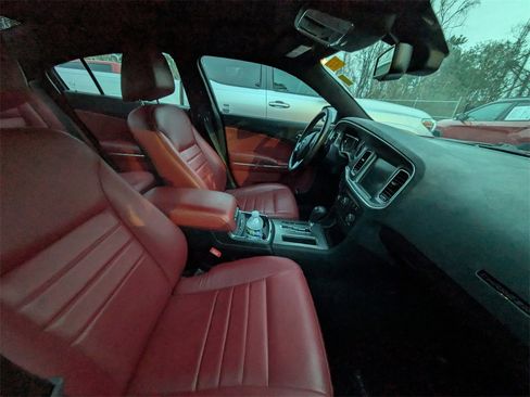 Used 2011 Dodge Charger R/T image 9