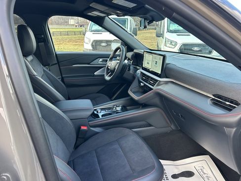 New 2026 Ford Explorer ST w/ Sun And Sound Package image 19