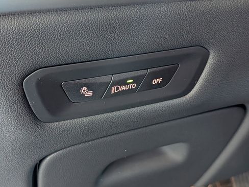 New 2026 BMW X5 xDrive40i w/ Executive Package image 18