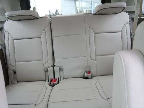 Used 2023 GMC Yukon Denali image 15