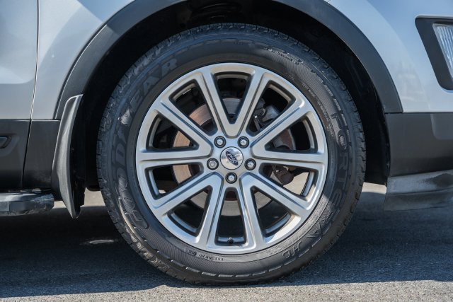Used 2017 Ford Explorer Limited AWD/4WD image 27