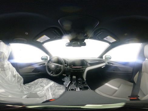 New 2026 Toyota Camry SE FWD image 33