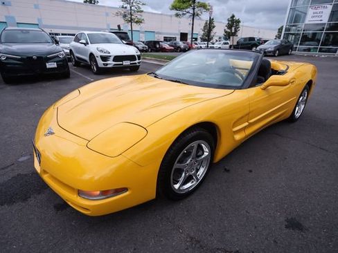 Used 2003 Chevrolet Corvette Convertible w/ Preferred Equipment Group1 RWD image 58