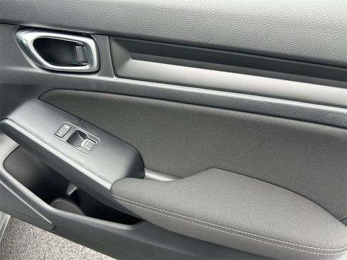 New 2026 Honda Civic Sport image 16