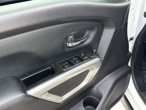 Certified 2021 Nissan Titan SV w/ SV Convenience Package image 21