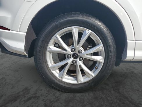 Used 2024 Audi Q3 2.0T Premium AWD/4WD image 5