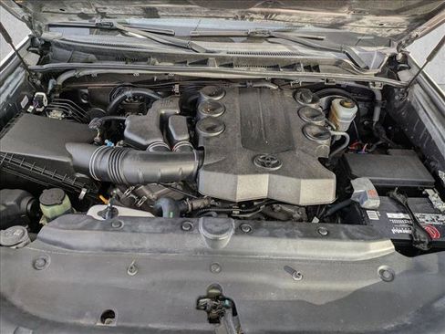 Used 2016 Toyota 4Runner SR5 image 20