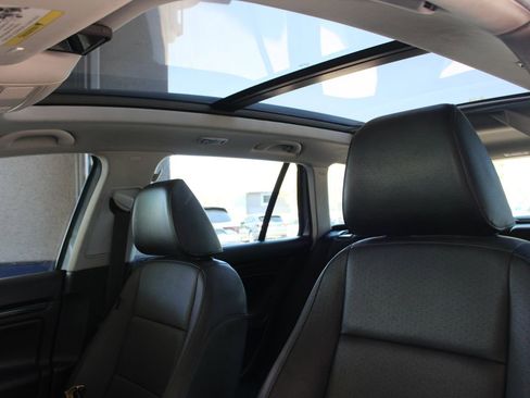 Used 2014 Volkswagen Jetta TDI FWD image 16