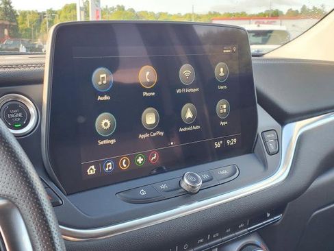 Used 2025 Chevrolet Blazer LT image 17