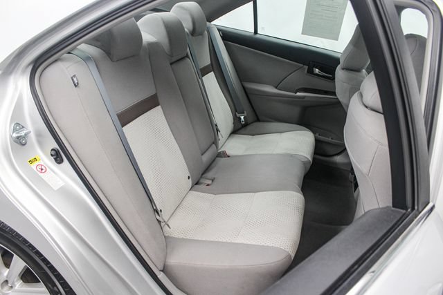Used 2012 Toyota Camry XLE FWD image 16