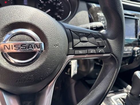 Used 2018 Nissan Rogue S FWD image 26