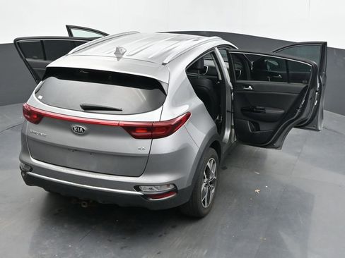 Used 2021 Kia Sportage EX AWD/4WD image 45