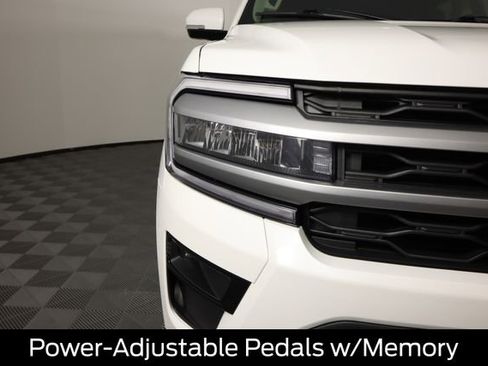 Certified 2023 Ford Expedition XLT image 20