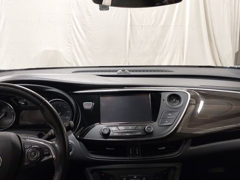 Used 2019 Buick Envision Essence image 26