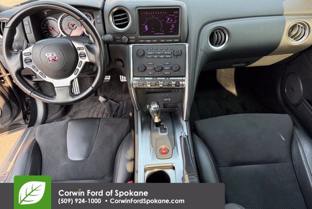 Used 2009 Nissan GT-R Premium AWD/4WD image 12