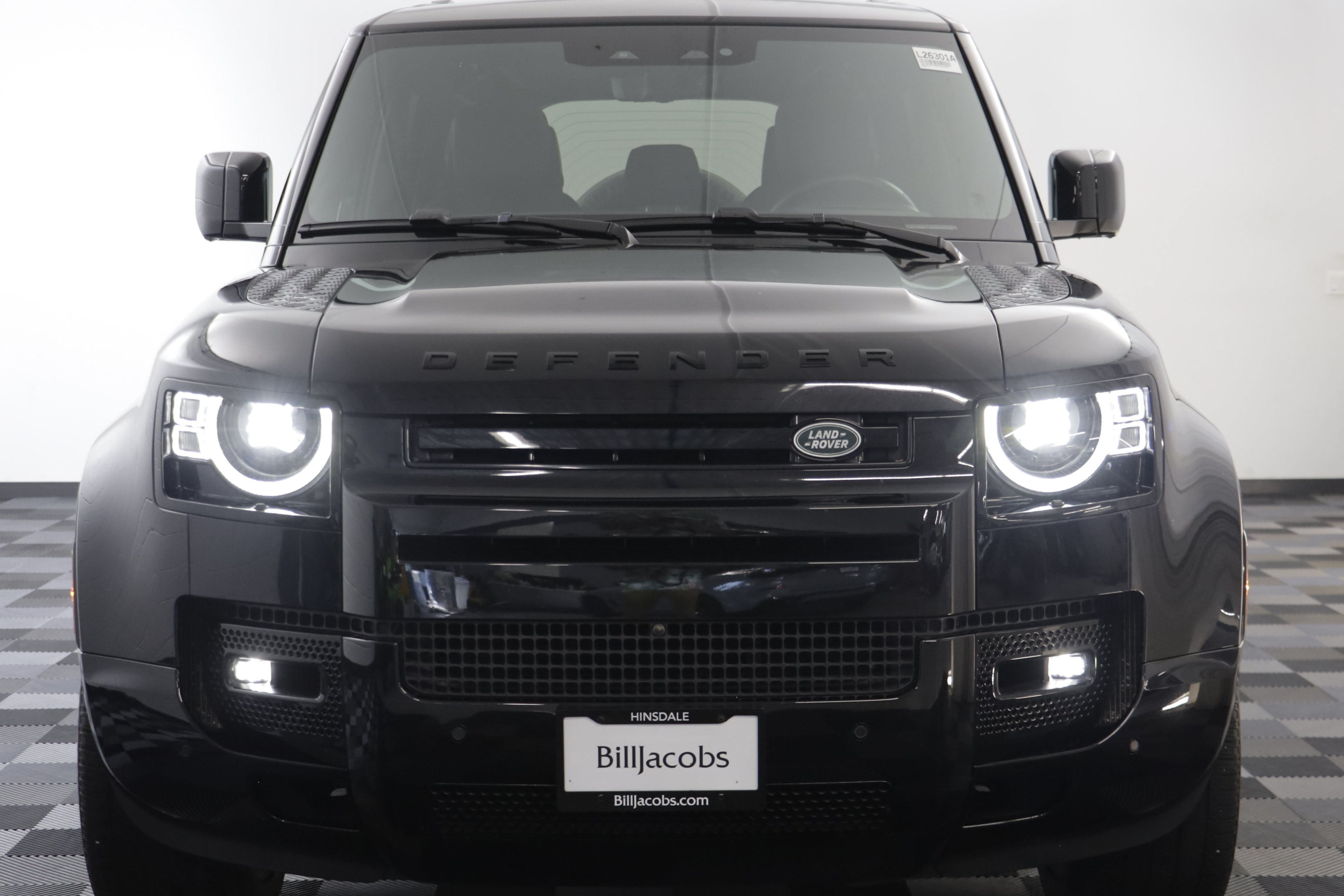 Used 2024 Land Rover Defender 110 X AWD/4WD image 22