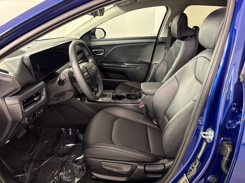 New 2026 Kia K4 EX FWD image 25