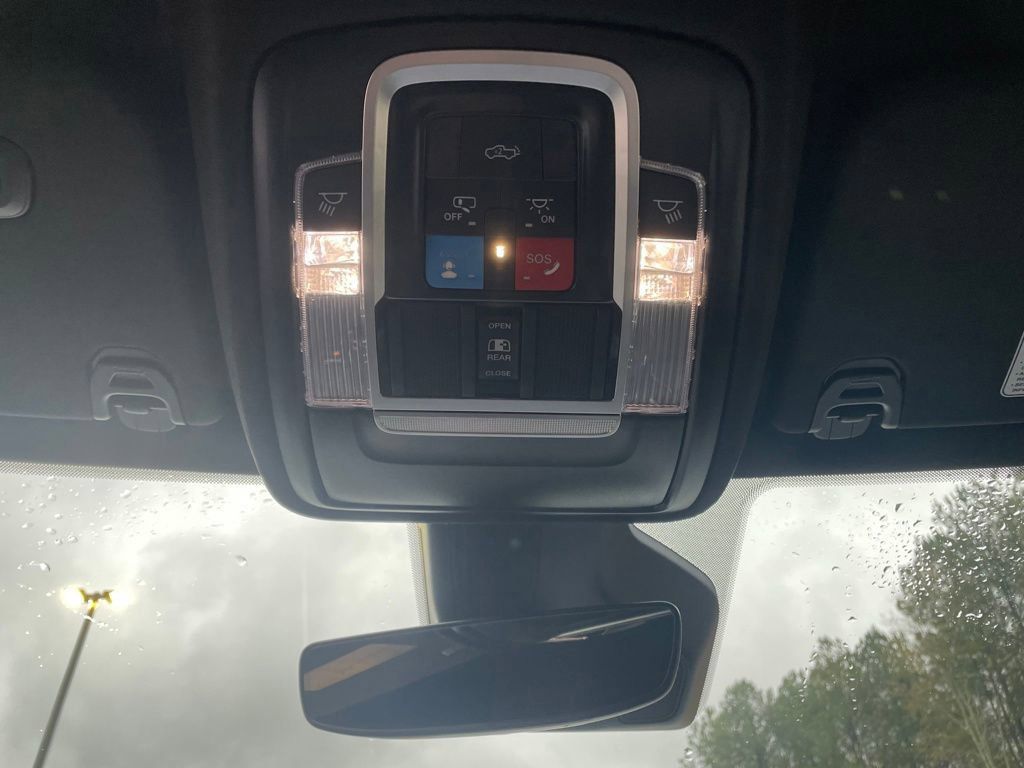 New 2026 RAM 1500 Big Horn AWD/4WD image 18