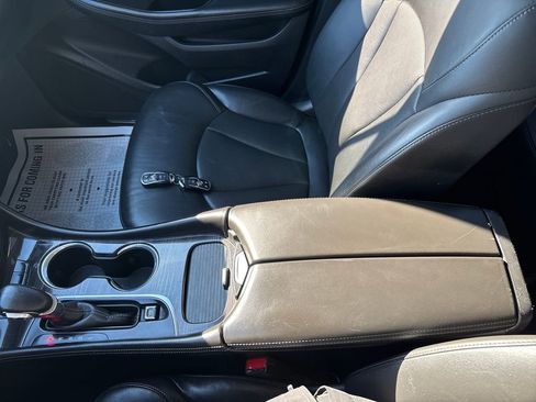 Used 2019 Buick Envision Essence image 29