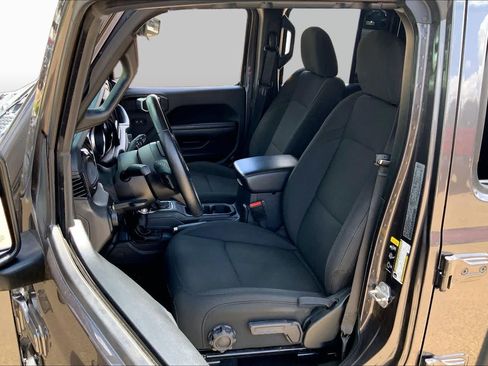 Used 2021 Jeep Wrangler Unlimited Sport AWD/4WD image 8