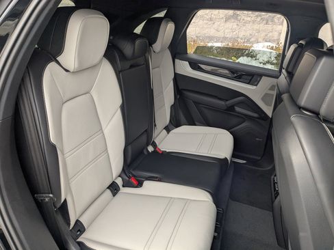 New 2026 Porsche Cayenne E-Hybrid image 25